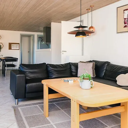 Prázdninový dům 10 Person In Blåvand
